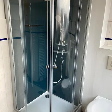 Quarto em Acomodações Particulares Gastem Ug *