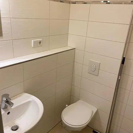 Quarto em Acomodações Particulares Gastem Ug *