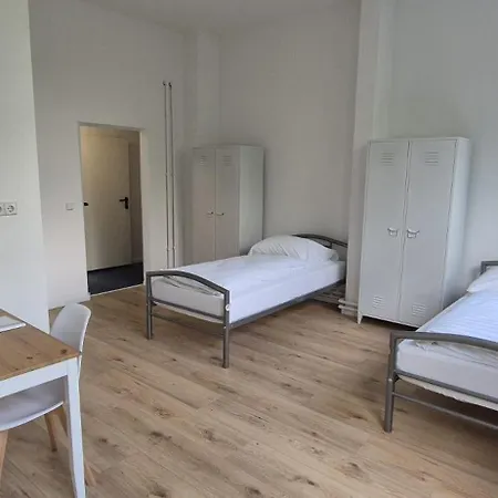 Gastem Ug Quarto em Acomodações Particulares