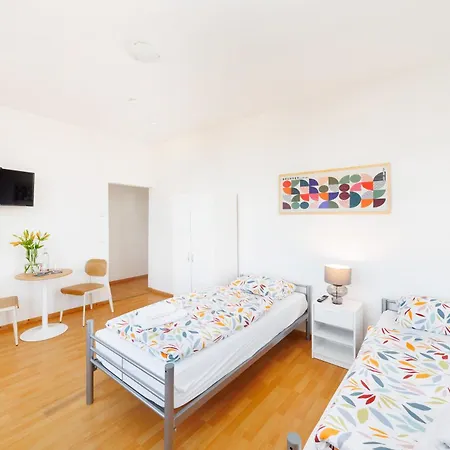 Habitación en casa particular Gastem Ug